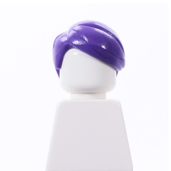 Haare, glatt mit Seitenscheitel, lila
