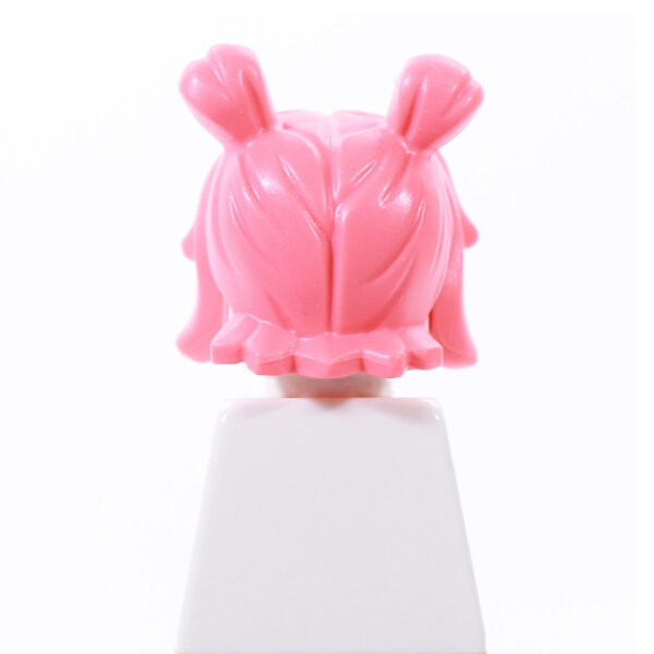 Haare, weiblich, mittellang mit Spacebuns, koralle