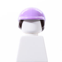 Haare, dunkelbraun, mit Reithelm, lavendel